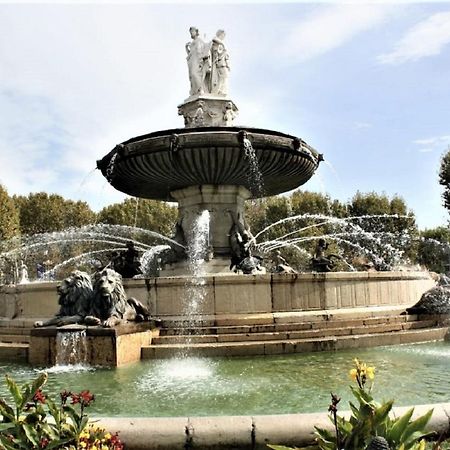 אקס-אן-פרובאנס Augustins Fountain Studio Cosy Aix Centre Historique A 3 Minutes De Cours Mirabeau -Wifi-Smart Tv-Rue Calme מראה חיצוני תמונה