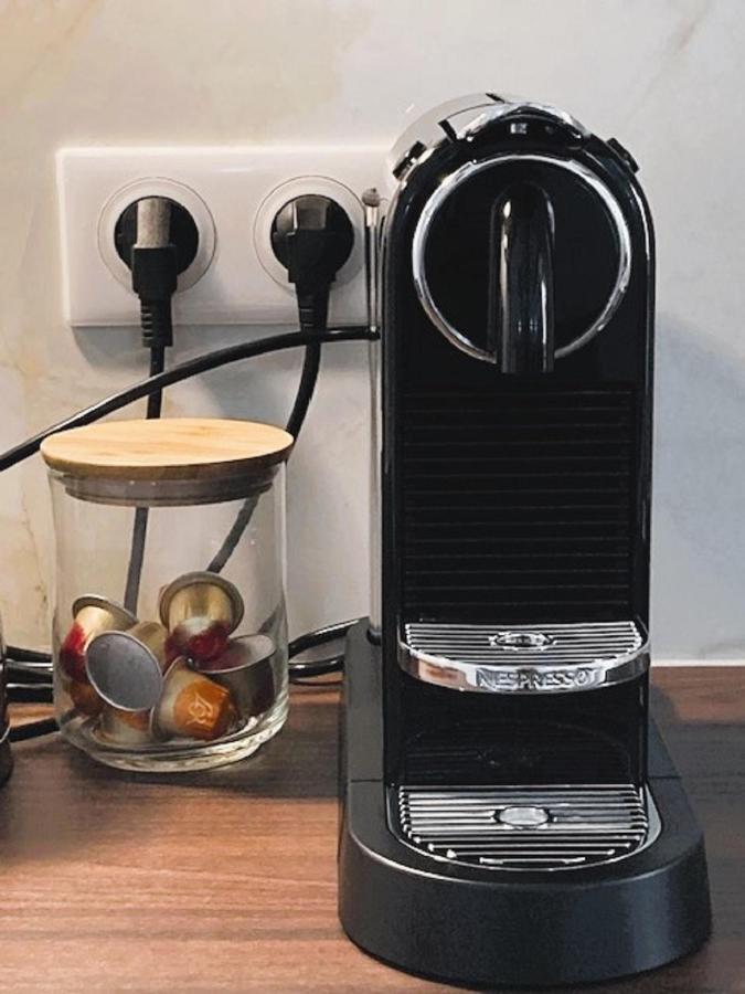 אקס-אן-פרובאנס Augustins Fountain Studio Cosy Aix Centre Historique A 3 Minutes De Cours Mirabeau -Wifi-Smart Tv-Rue Calme מראה חיצוני תמונה