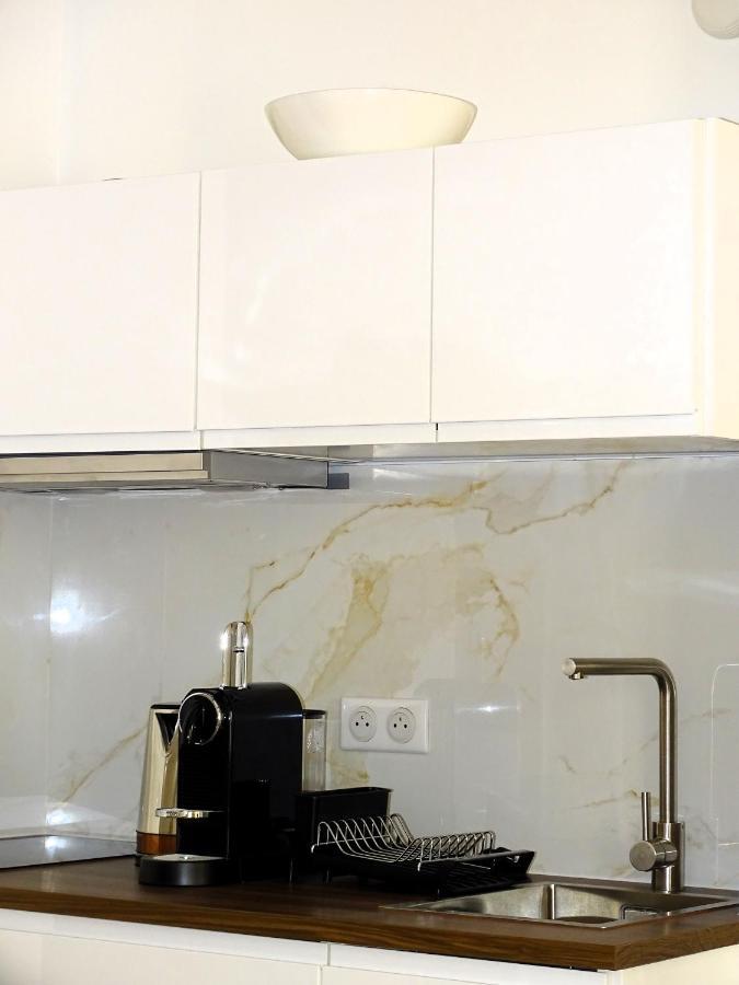 אקס-אן-פרובאנס Augustins Fountain Studio Cosy Aix Centre Historique A 3 Minutes De Cours Mirabeau -Wifi-Smart Tv-Rue Calme מראה חיצוני תמונה